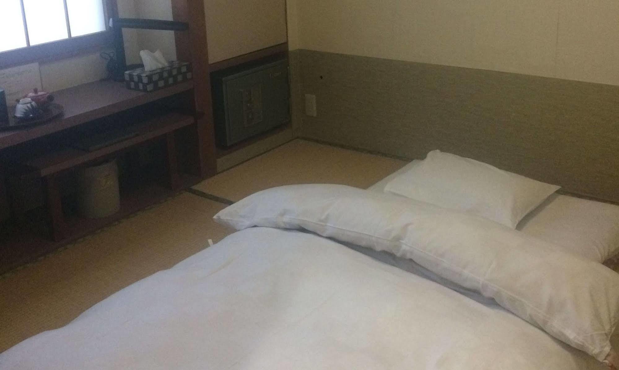 Ryokan Meiryu Наґоя Екстер'єр фото