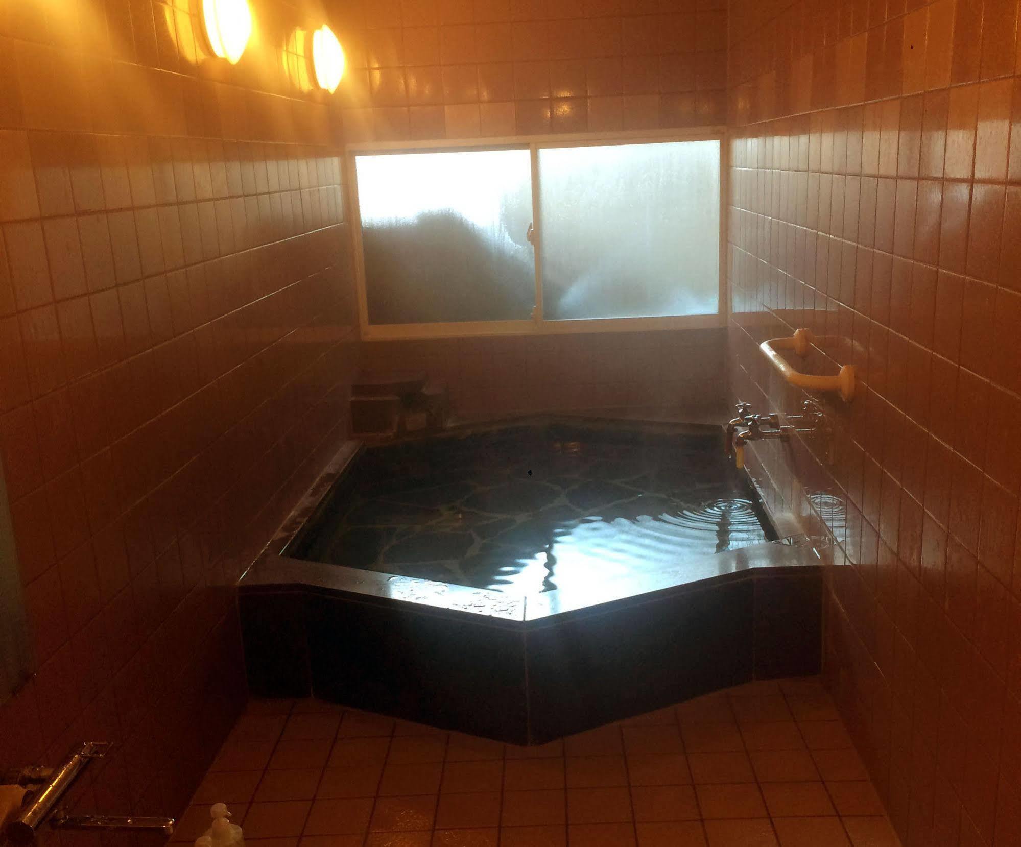 Ryokan Meiryu Наґоя Екстер'єр фото